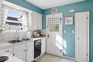 302 S Albert St, Port Angeles, WA 98362 - Photo 15