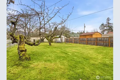 302 S Albert Street, Port Angeles, WA 98362 - Photo 33