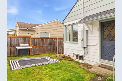 302 S Albert Street, Port Angeles, WA 98362 - Photo 31