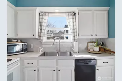 302 S Albert Street, Port Angeles, WA 98362 - Photo 15