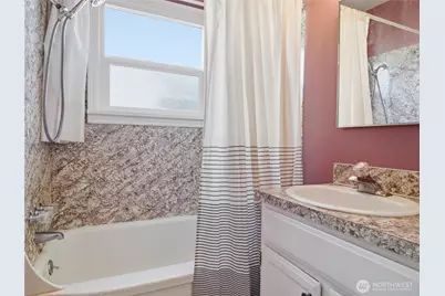 302 S Albert Street, Port Angeles, WA 98362 - Photo 23