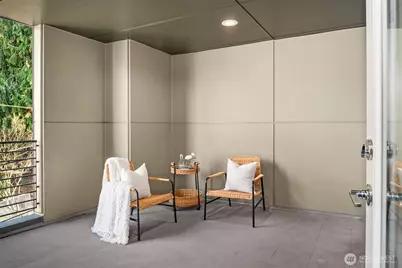 2455 Wickstrom Place SW, Seattle, WA 98116 - Photo 27