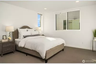 2455 Wickstrom Place SW, Seattle, WA 98116 - Photo 23