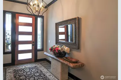 613 S Perry Avenue, East Wenatchee, WA 98802 - Photo 3