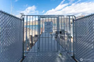 1240 W Woodin Ave, Chelan, WA 98816 - Photo 21