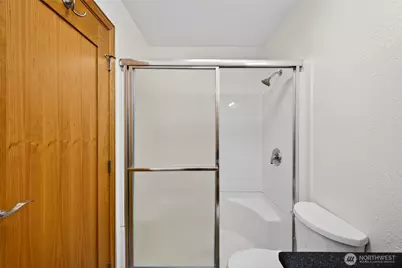 337 E Rio Vista Avenue, Burlington, WA 98233 - Photo 13