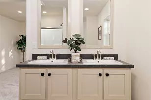 31 E Sherwood Pl, Shelton, WA 98584 - Photo 13