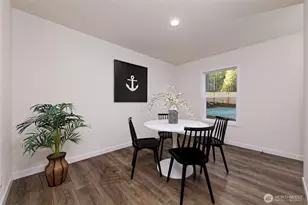 31 E Sherwood Pl, Shelton, WA 98584 - Photo 9