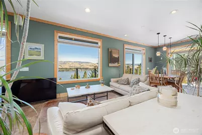 31 Cougar Crossing Lane, Chelan, WA 98816 - Photo 7