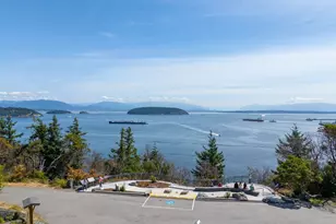 805 36th St, Anacortes, WA 98221 - Photo 35