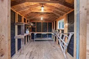 805 36th St, Anacortes, WA 98221 - Photo 25