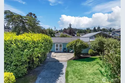 805 36th Street, Anacortes, WA 98221 - Photo 1