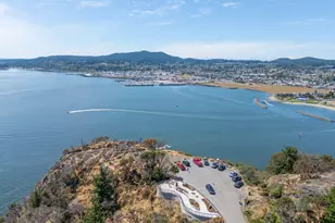 805 36th St, Anacortes, WA 98221 - Photo 37