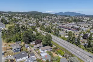 805 36th St, Anacortes, WA 98221 - Photo 33