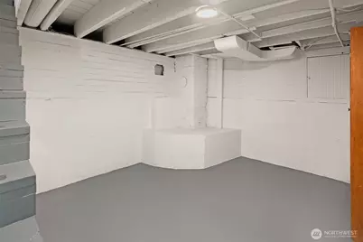 3818 Corliss Avenue N, Seattle, WA 98103 - Photo 21