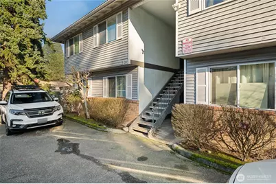 3201 S 208th Street, SeaTac, WA 98198 - Photo 11