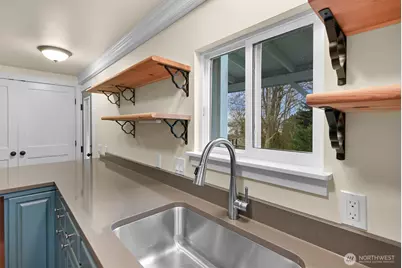 15393 Dewey Crest Lane, Anacortes, WA 98221 - Photo 5
