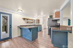 15393 Dewey Crest Ln, Anacortes, WA 98221 - Photo 3