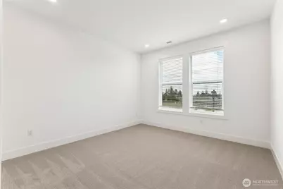 8509 137th Avenue SE, Newcastle, WA 98059 - Photo 15