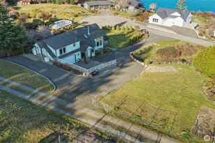 201 E Smith Cove Way, Shelton, WA 98584 - Photo 35