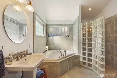 201 E Smith Cove Way, Shelton, WA 98584 - Photo 15