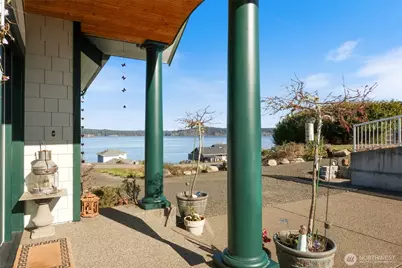 201 E Smith Cove Way, Shelton, WA 98584 - Photo 29