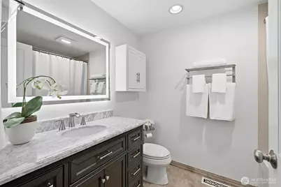 927 217th Street SW, Bothell, WA 98021 - Photo 15