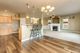 17806 106th St E, Bonney Lake, WA 98391 - Photo 7