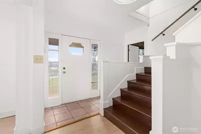 1036 Fowler Street, Raymond, WA 98577 - Photo 5