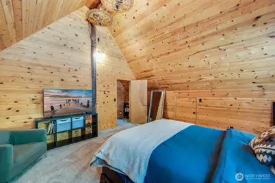 4711 Kachess Lake Rd, Easton, WA 98925 - Photo 17