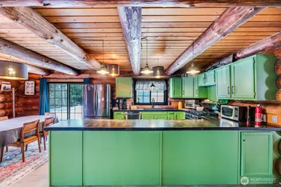 4711 Kachess Lake Rd, Easton, WA 98925 - Photo 9