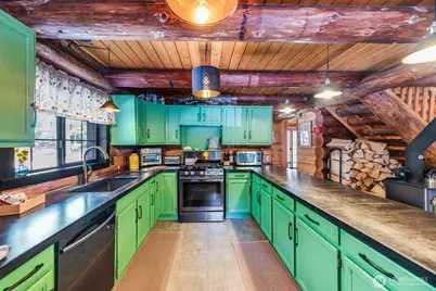 4711 Kachess Lake Rd, Easton, WA 98925 - Photo 11