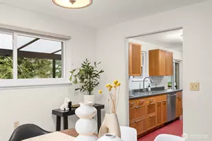 3806 NE 91st St, Seattle, WA 98115 - Photo 11