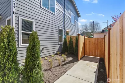 2217 Hoyt Avenue #C, Everett, WA 98201 - Photo 29