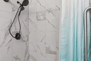 220 N Galway Ln, Spokane Valley, WA 99037 - Photo 5