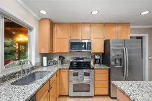 16502 NE 180th Pl, Woodinville, WA 98072 - Photo 3