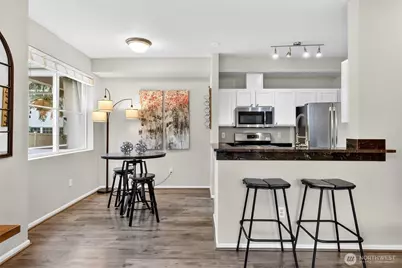 503 225th Lane NE #F101, Sammamish, WA 98074 - Photo 9