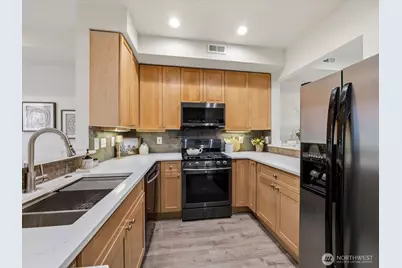 12701 SE 41st Place #316, Bellevue, WA 98006 - Photo 11