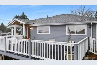 10205 Occidental Avenue S, Seattle, WA 98168 - Photo 5