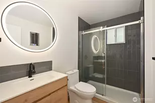 330 SE Clark St, Issaquah, WA 98027 - Photo 19