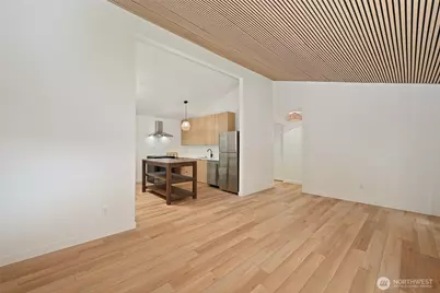 330 SE Clark Street, Issaquah, WA 98027 - Photo 9