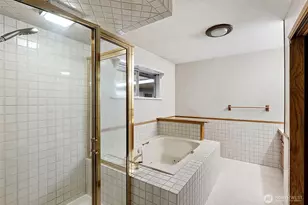 1723 Shorewood Dr, Bremerton, WA 98312 - Photo 11