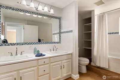 3661 Shorewood Avenue, Greenbank, WA 98253 - Photo 27