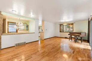 13758 Palatine Ave N, Seattle, WA 98133 - Photo 9