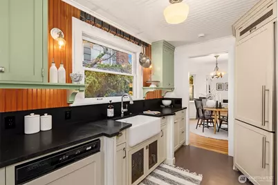 5728 34th Avenue NE, Seattle, WA 98105 - Photo 15