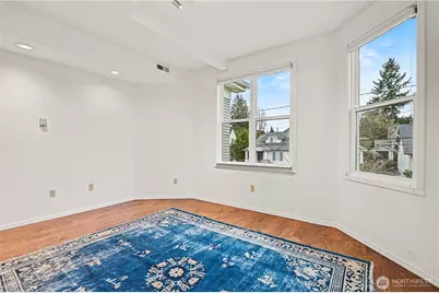 5525 Woodlawn Avenue N, Seattle, WA 98103 - Photo 7