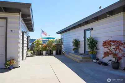 711 Shore Drive, Bremerton, WA 98310 - Photo 7