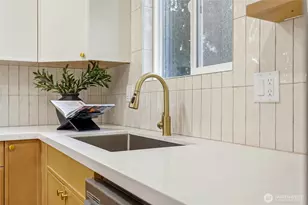 10731 18th Ave SW, Seattle, WA 98146 - Photo 19