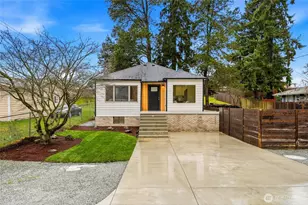 10731 18th Ave SW, Seattle, WA 98146 - Photo 5