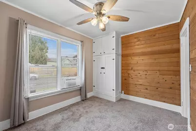 421 2nd Street NW, Puyallup, WA 98371 - Photo 13